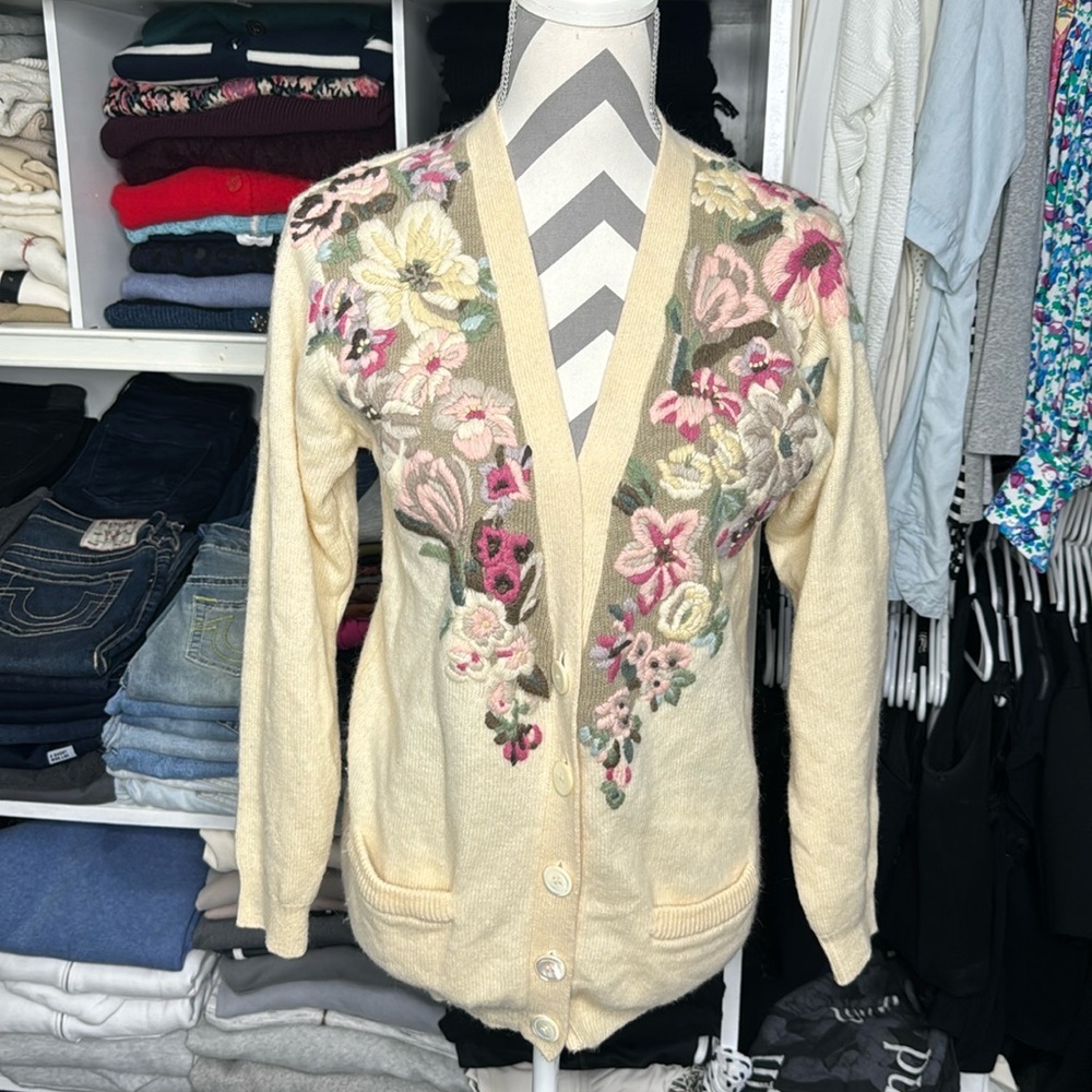 Jh Collectibles Sweater